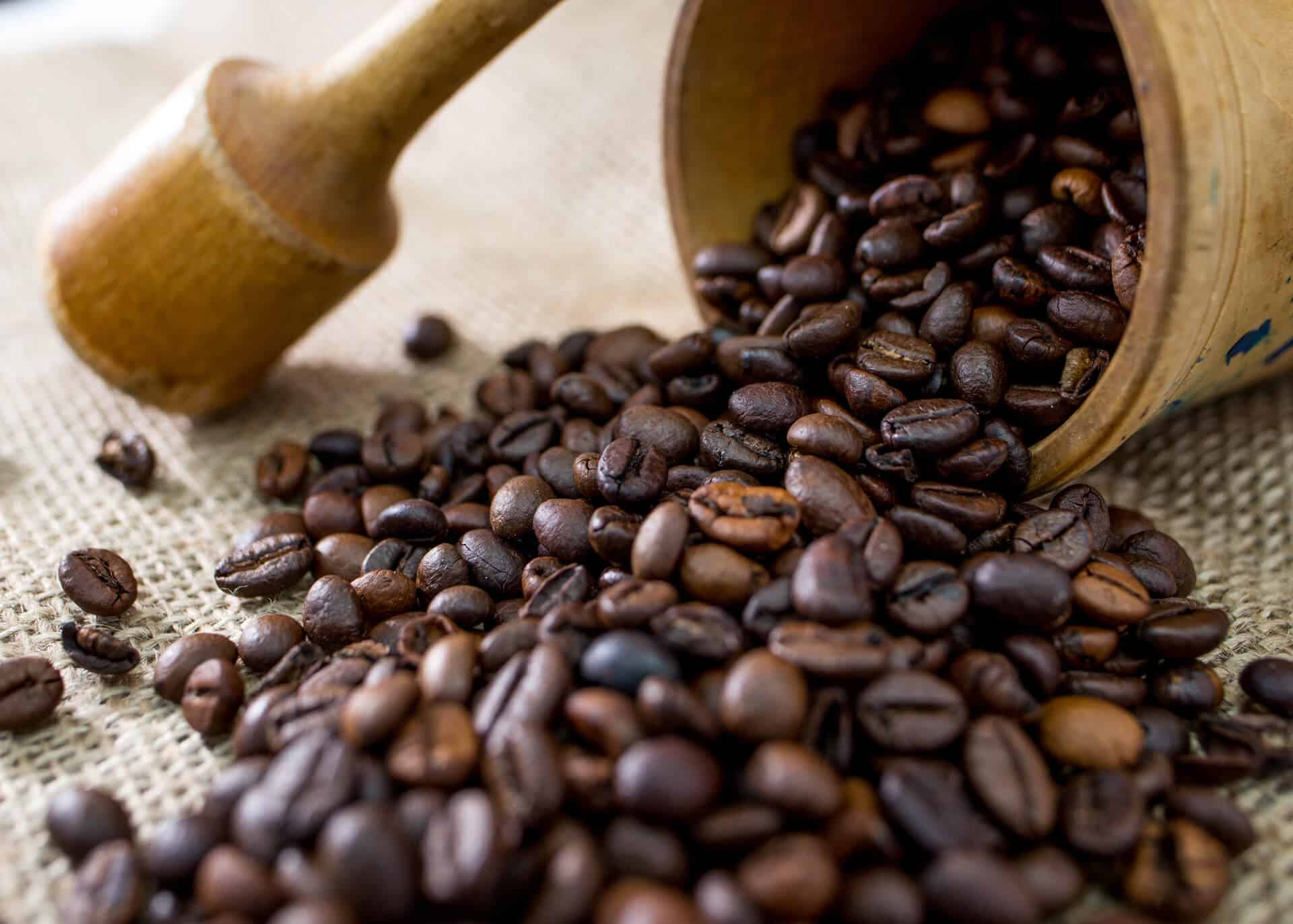 How to Grind Coffee Beans Without a Grinder • Crazy Coffee Bean