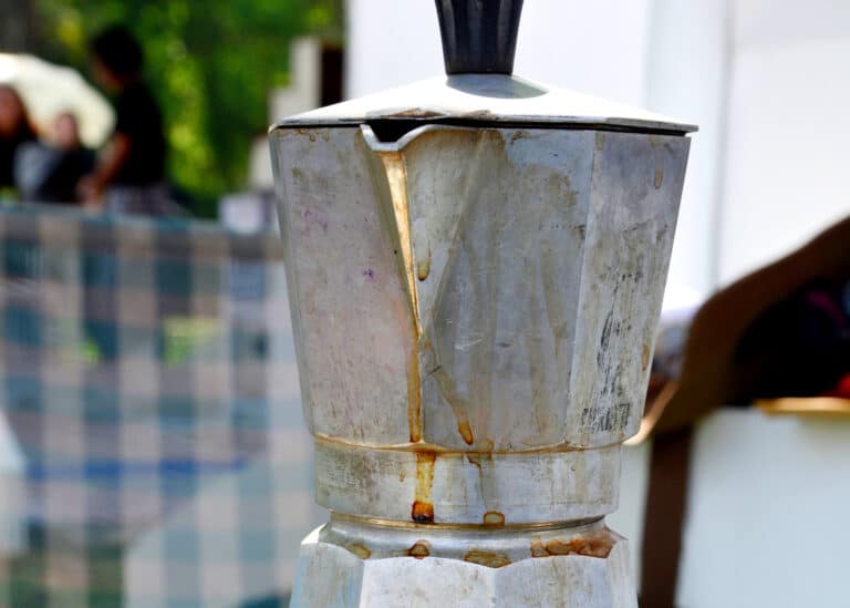 moka pot leaking