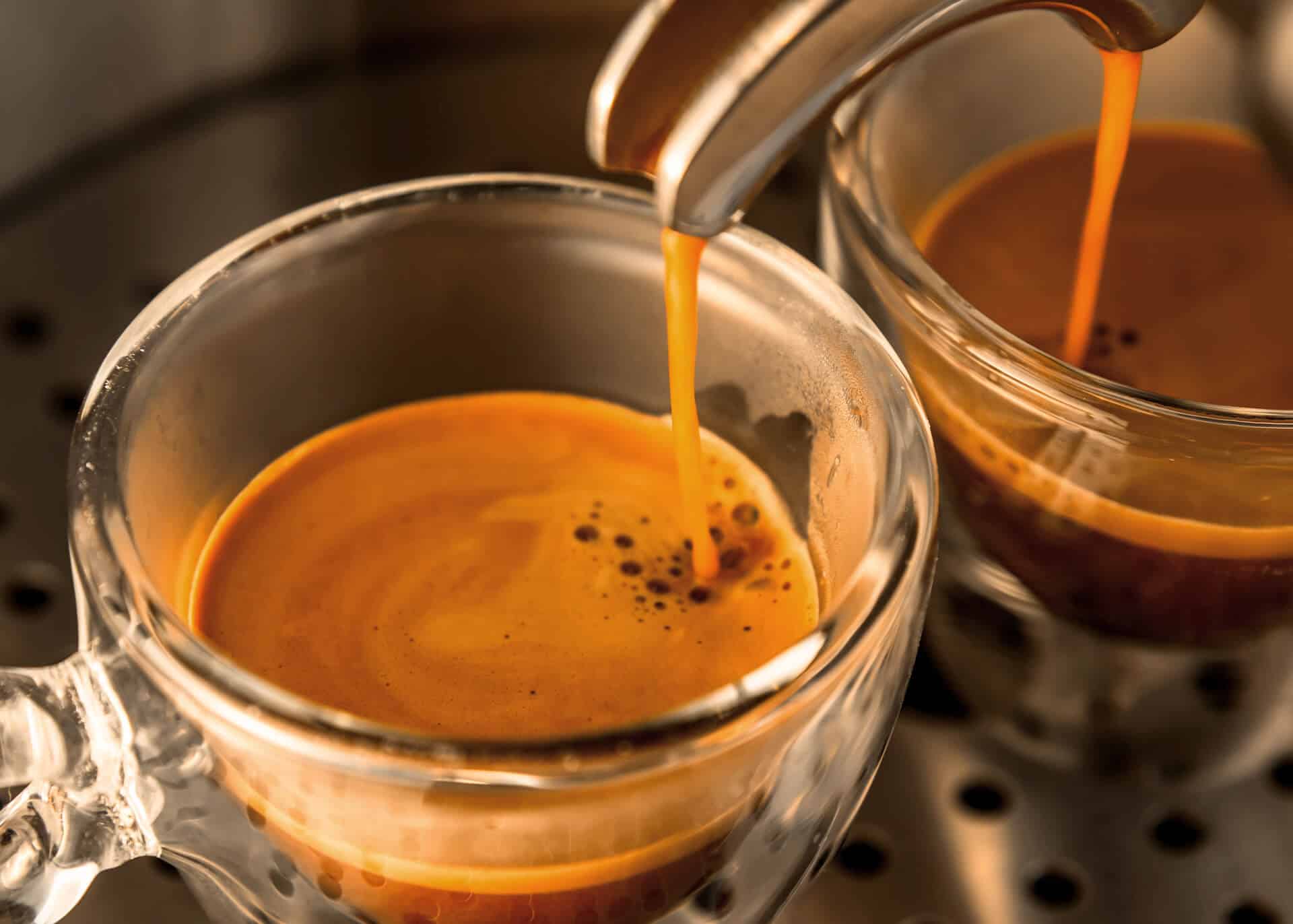 How to Make Thick Espresso Top Tips ☕️ • Crazy Coffee Bean