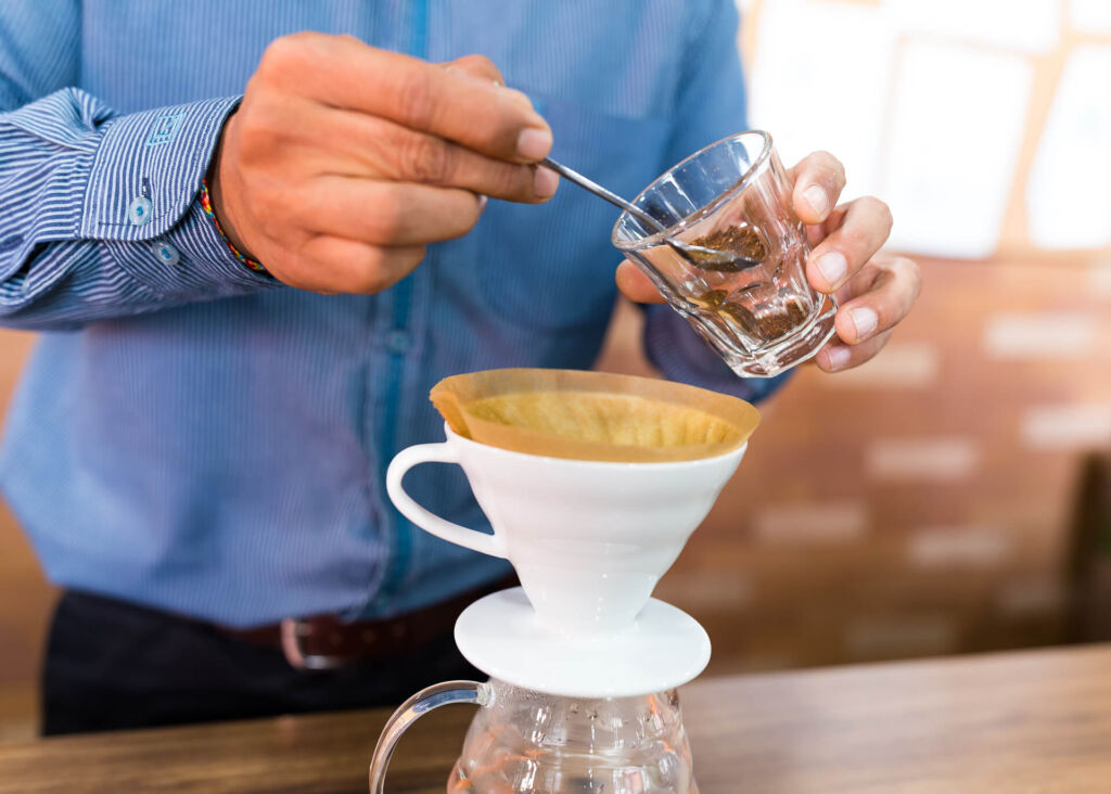 measuring coffee for pour over