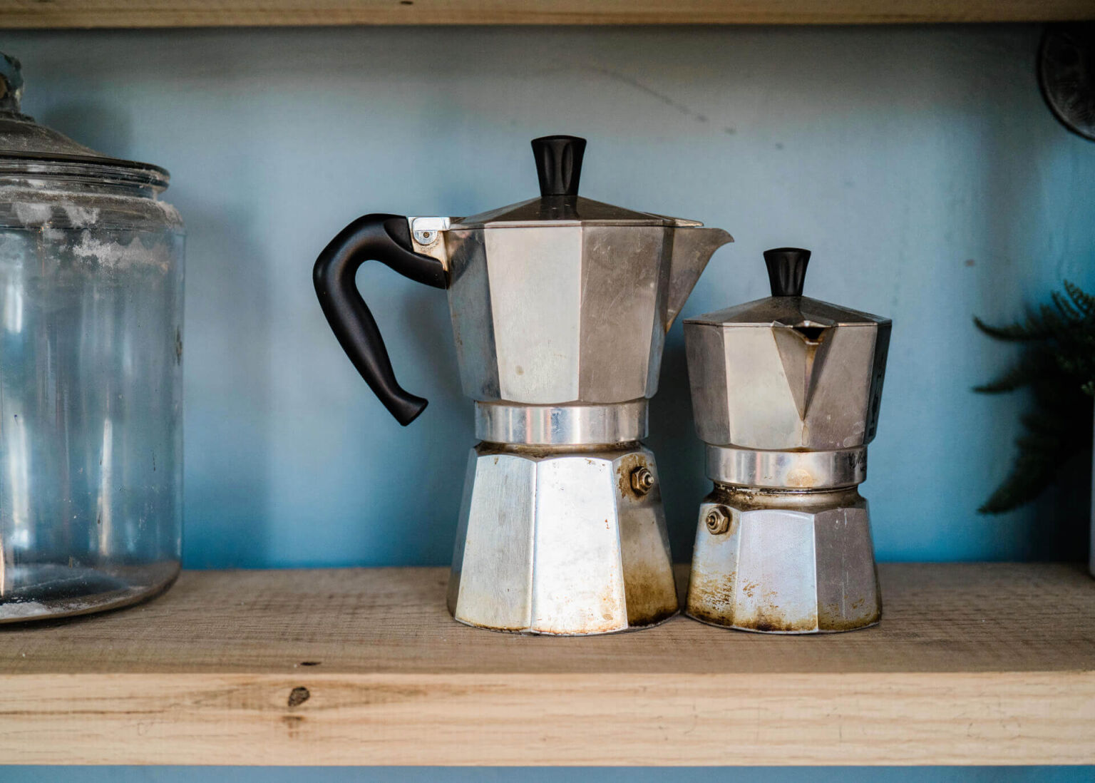 Why Is Your Moka Pot Leaking & How to Fix It • Crazy Coffee Bean