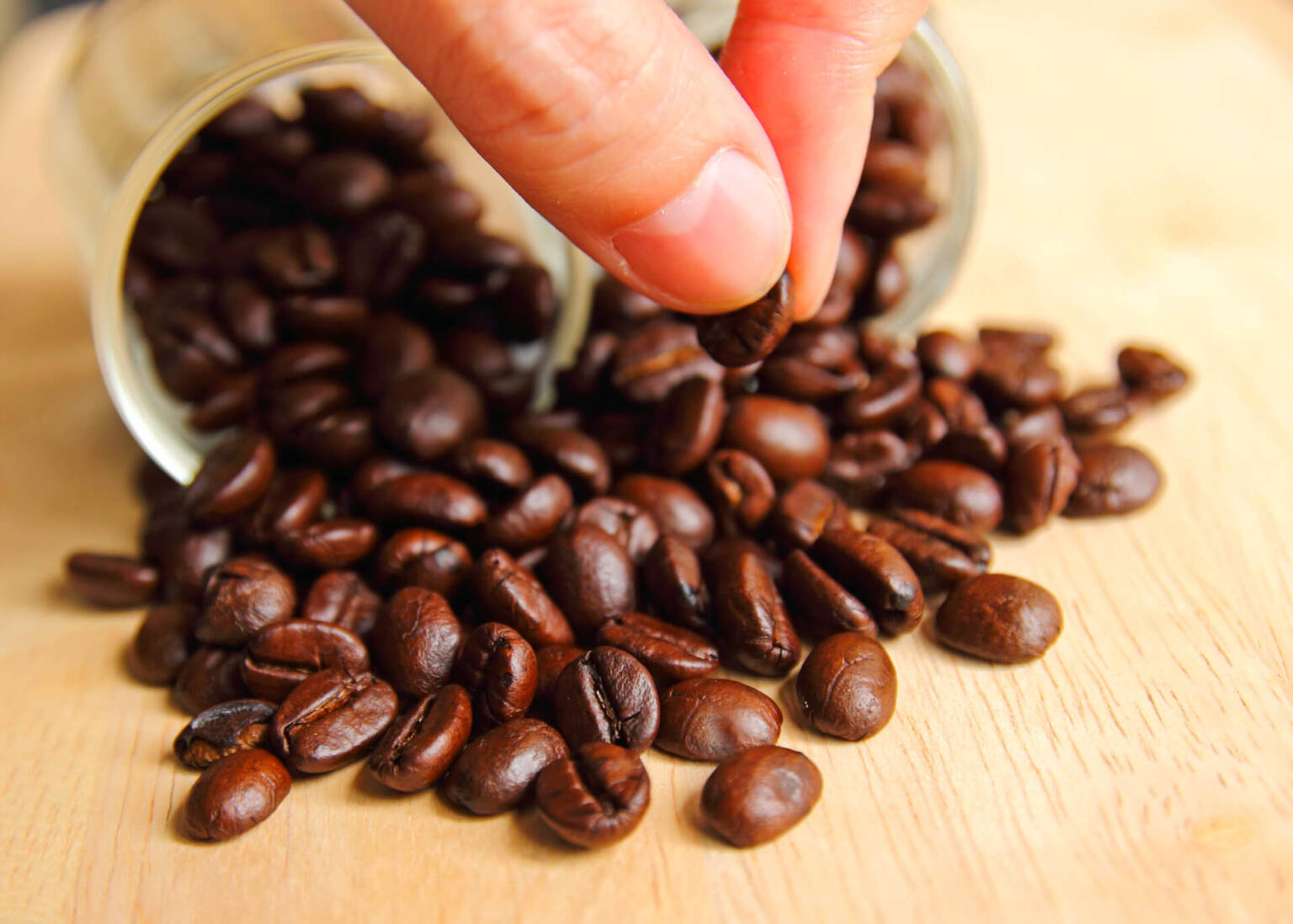 How Many Espresso Beans In a Shot Of Espresso • Crazy Coffee Bean