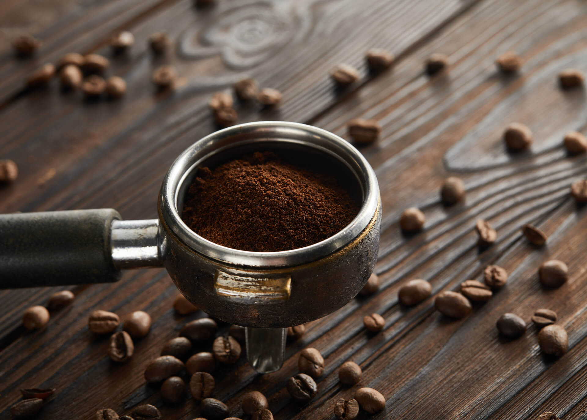 How Many Espresso Beans In a Shot Of Espresso • Crazy Coffee Bean