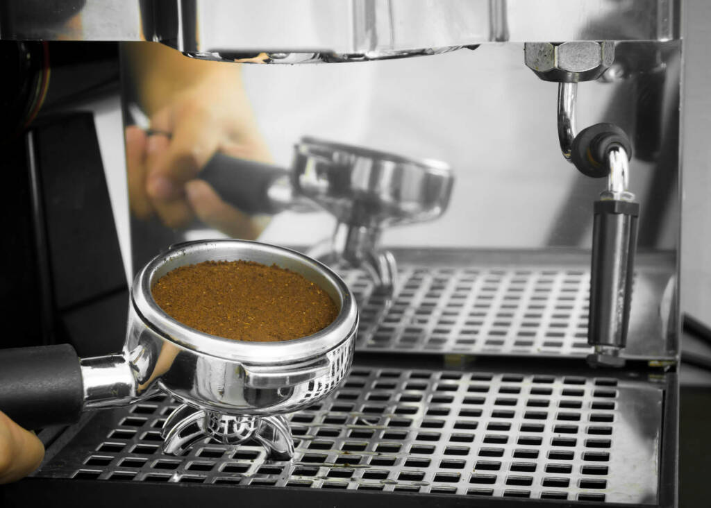 espresso portafillter with coffee